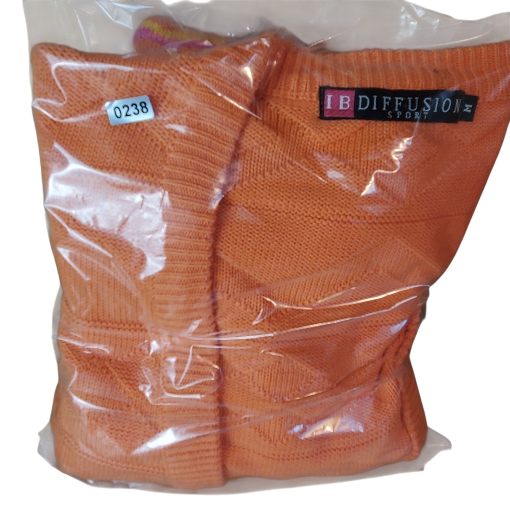 80s Vintage "Diffusion" Orange Knitted Cardigan Sweater. Med. #238 - Picture 8 of 8